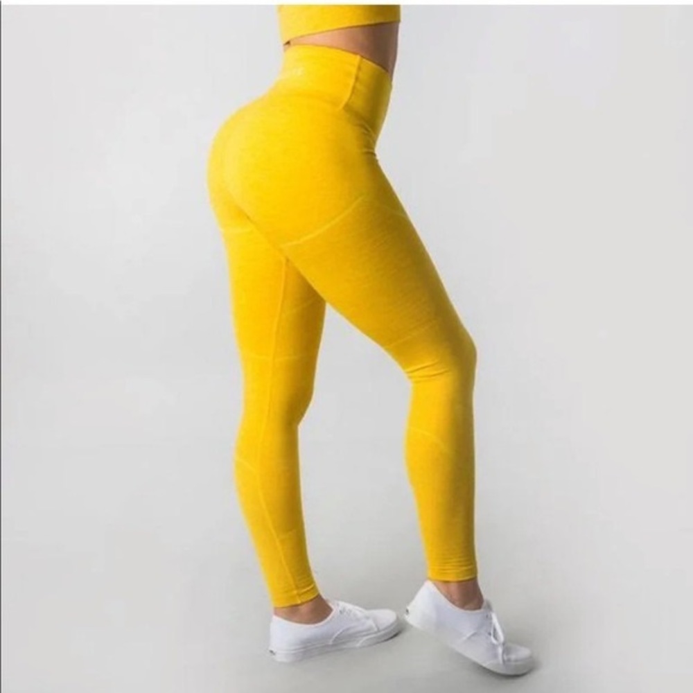 Alphalete Revival Leggings